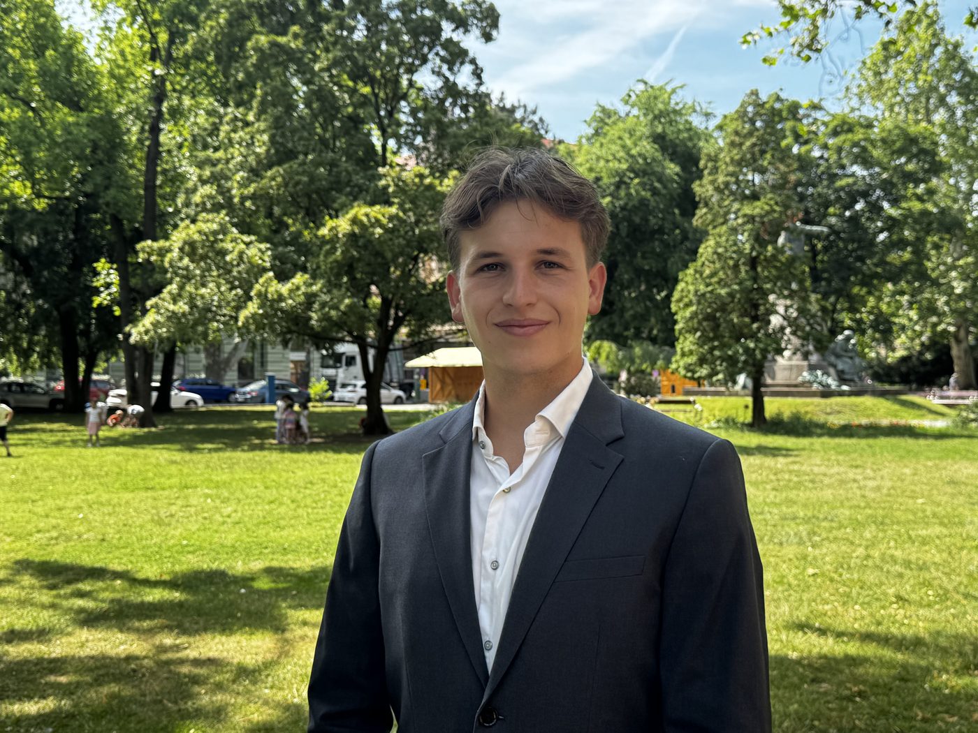 Dobronoky Viktor - Procuno társalapító